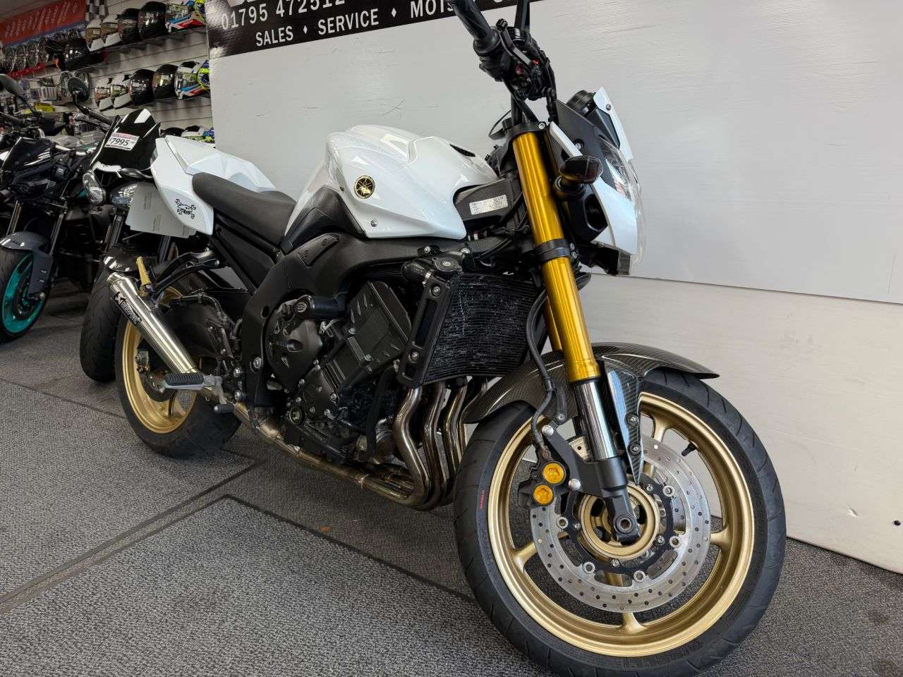 A 2011 YAMAHA FZ8 779cc A 2011 YAMAHA FZ8 779cc