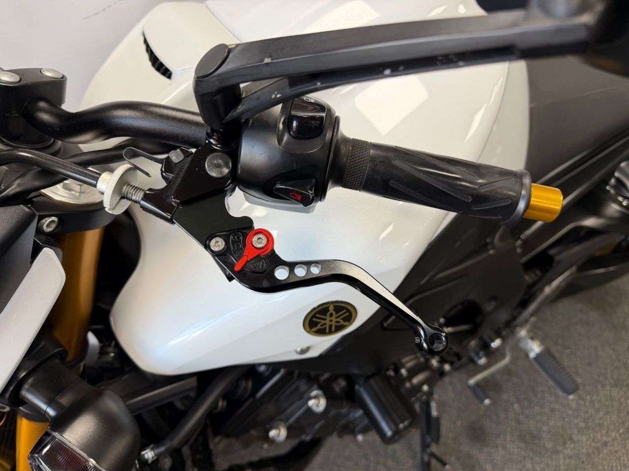 2011 YAMAHA FZ8 2011 YAMAHA FZ8