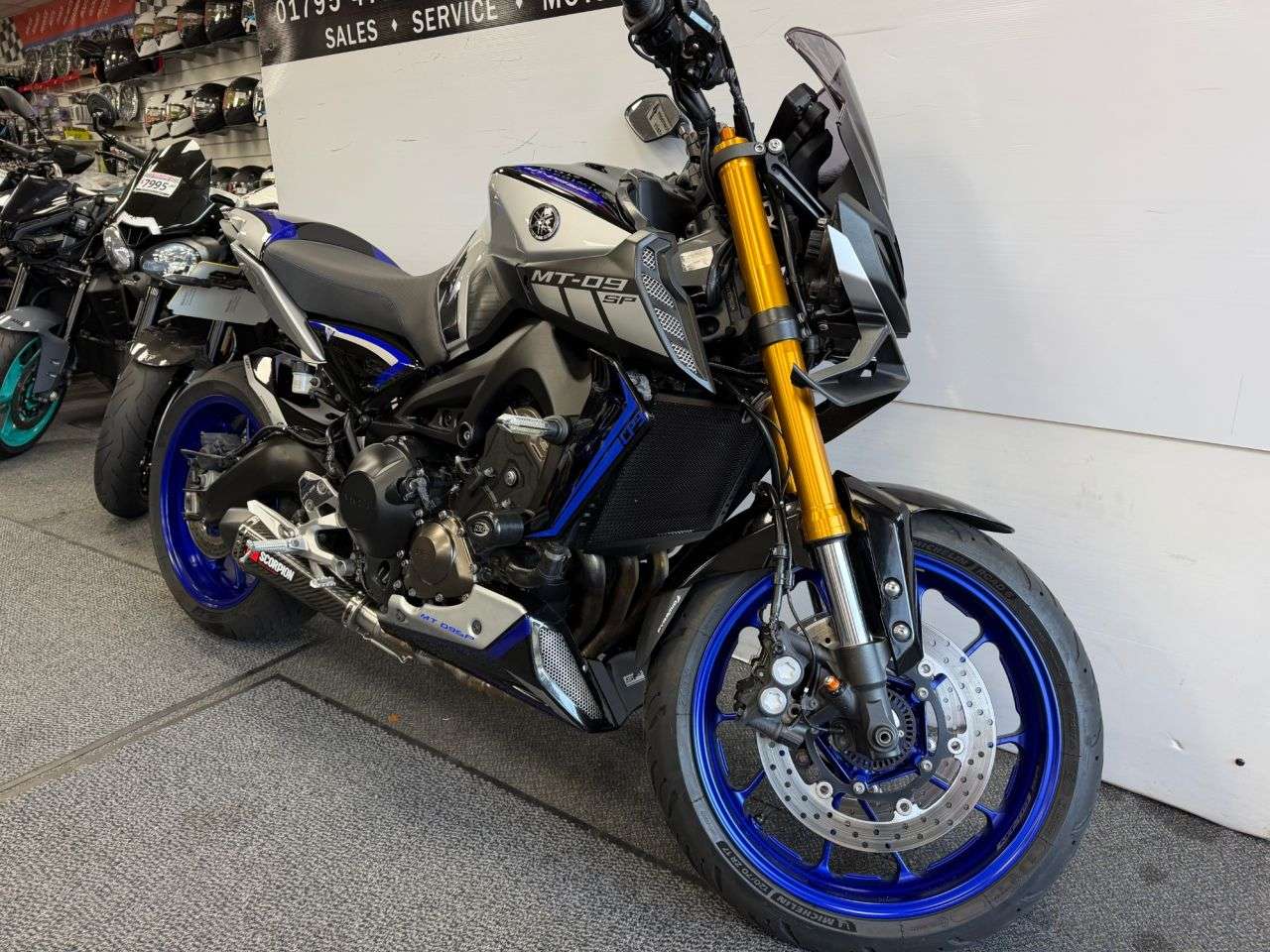 A 2019 YAMAHA MT-09 900 SP Naked Petrol Manual Euro 4 (115 ps) A 2019 YAMAHA MT-09 900 SP Naked Petrol Manual Euro 4 (115 ps)