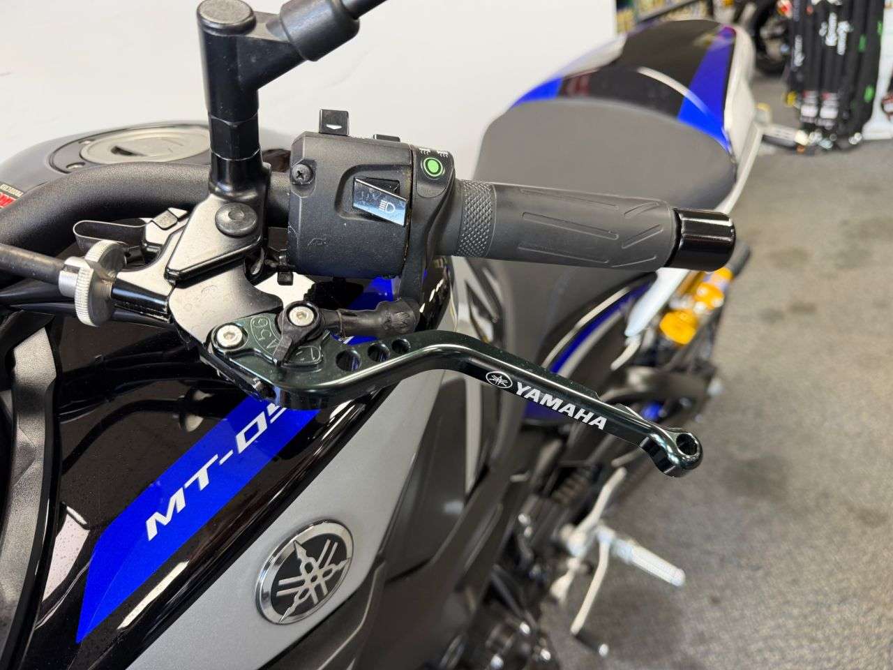2019 YAMAHA MT-09 2019 YAMAHA MT-09