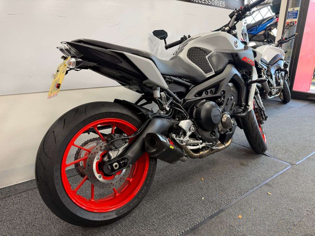 2020 YAMAHA MT-09 2020 YAMAHA MT-09