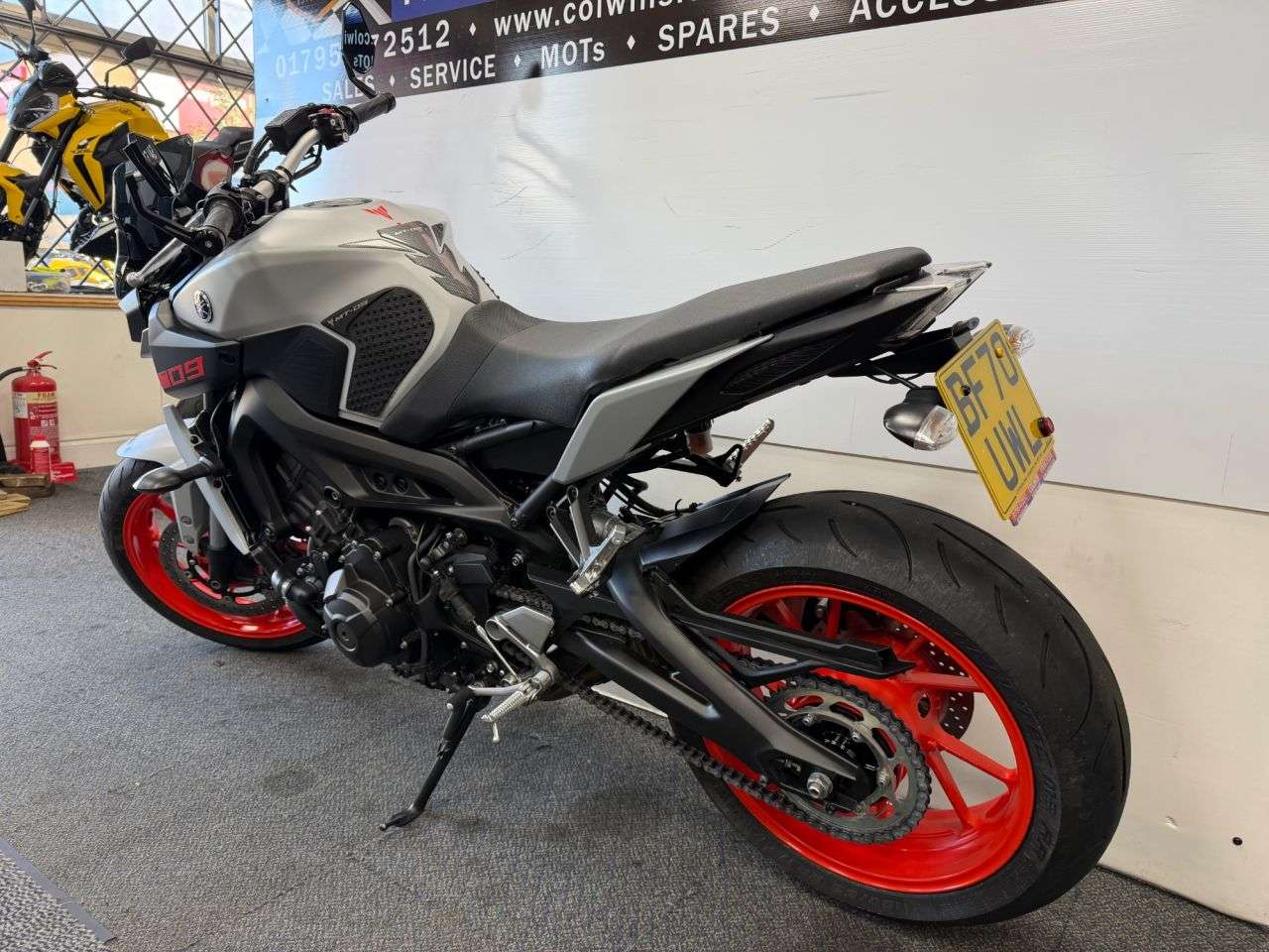 2020 YAMAHA MT-09 2020 YAMAHA MT-09