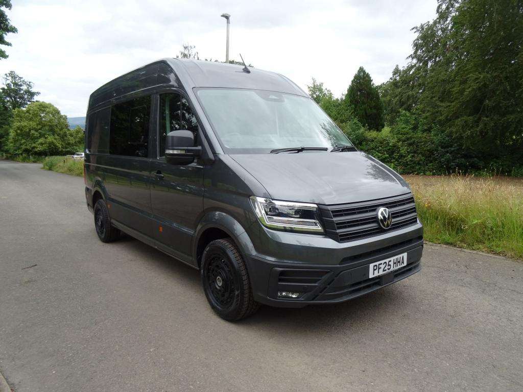 A 2025 VOLKSWAGEN CRAFTER Cr35 Commerce Plus Tdi 4motion Auto Crew Van A 2025 VOLKSWAGEN CRAFTER Cr35 Commerce Plus Tdi 4motion Auto Crew Van