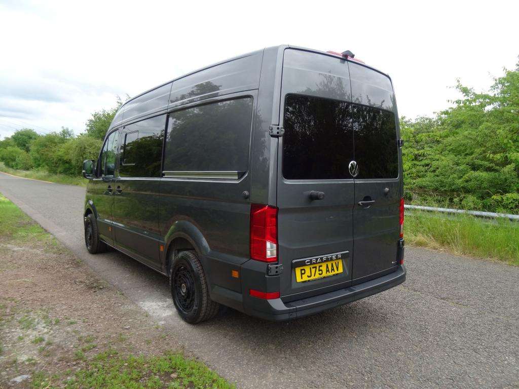 A 2025 VOLKSWAGEN CRAFTER Cr35 Commerce Plus Tdi 4motion Auto Crew Van A 2025 VOLKSWAGEN CRAFTER Cr35 Commerce Plus Tdi 4motion Auto Crew Van