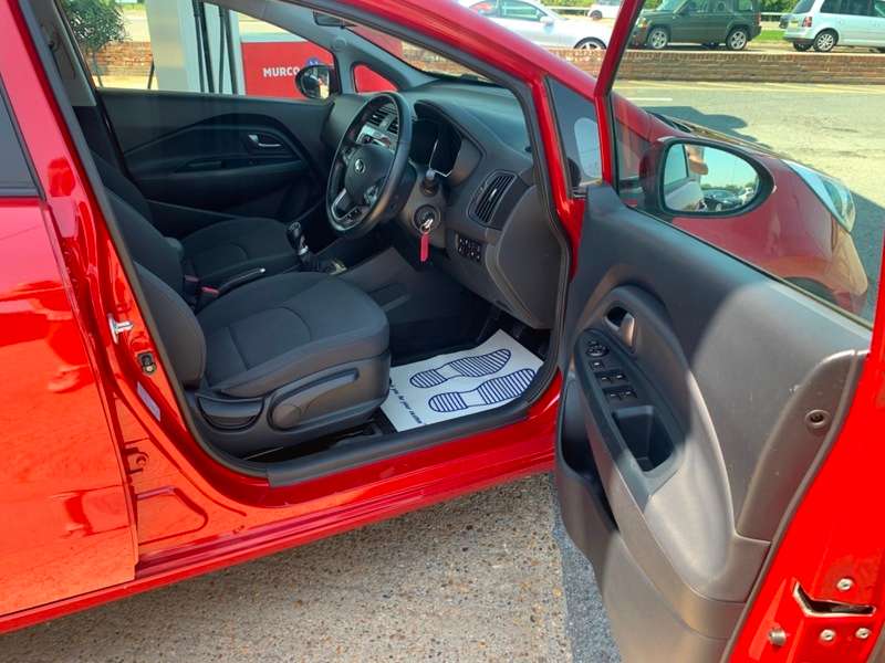 2016 KIA RIO 2016 KIA RIO