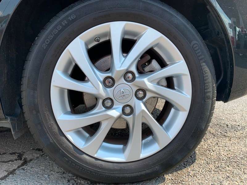 2017 TOYOTA AURIS 2017 TOYOTA AURIS