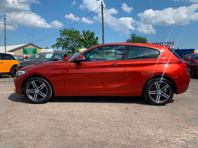 null BMW 1 SERIES null BMW 1 SERIES