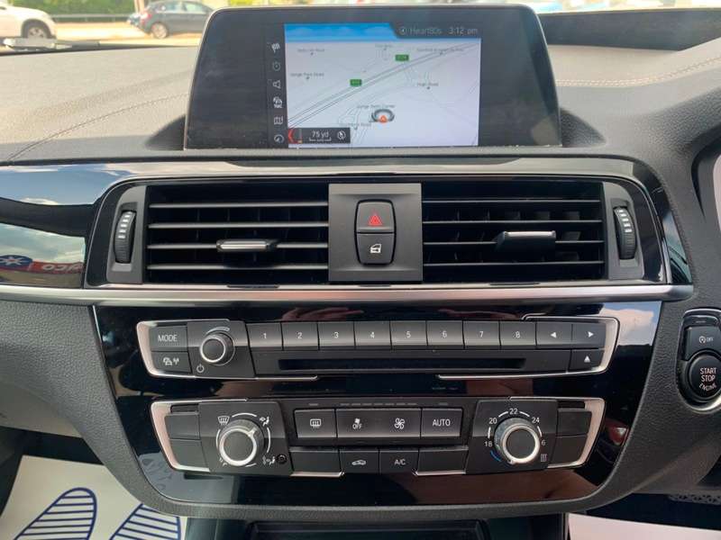 null BMW 1 SERIES null BMW 1 SERIES