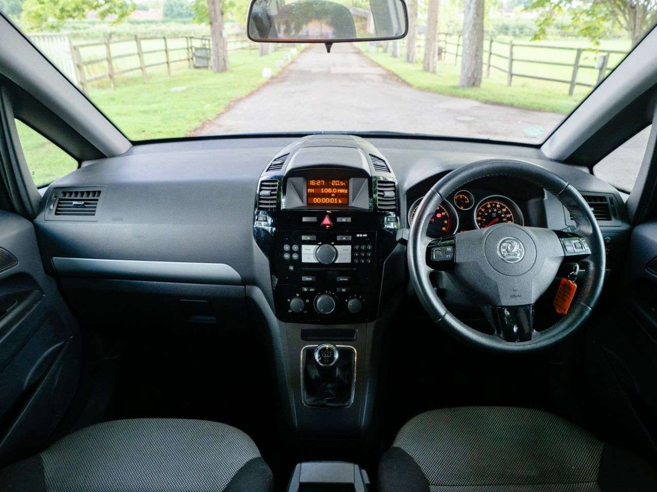 2011 VAUXHALL ZAFIRA 2011 VAUXHALL ZAFIRA