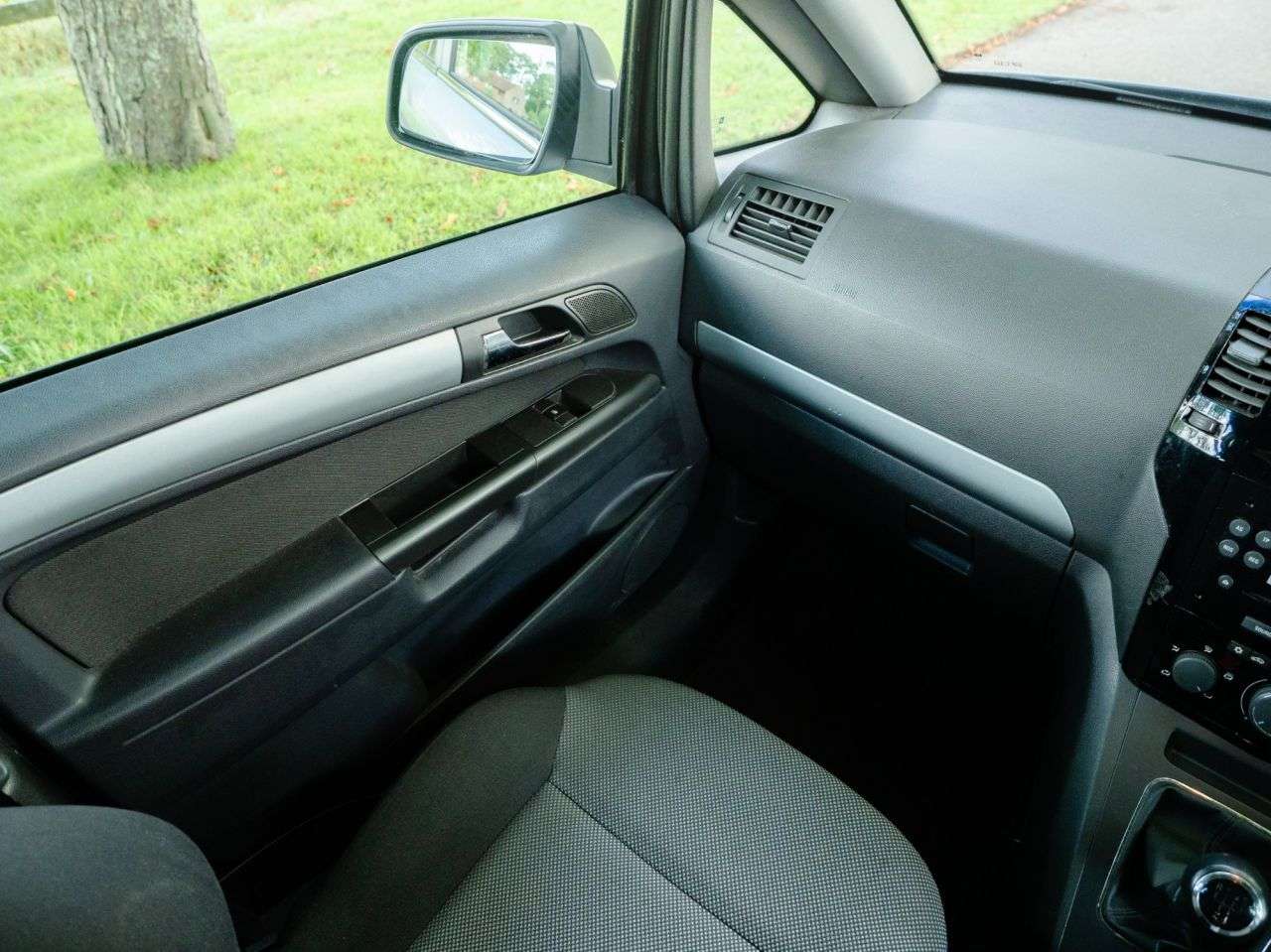 2011 VAUXHALL ZAFIRA 2011 VAUXHALL ZAFIRA