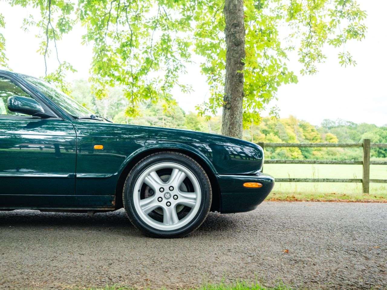 1998 JAGUAR XJR 1998 JAGUAR XJR
