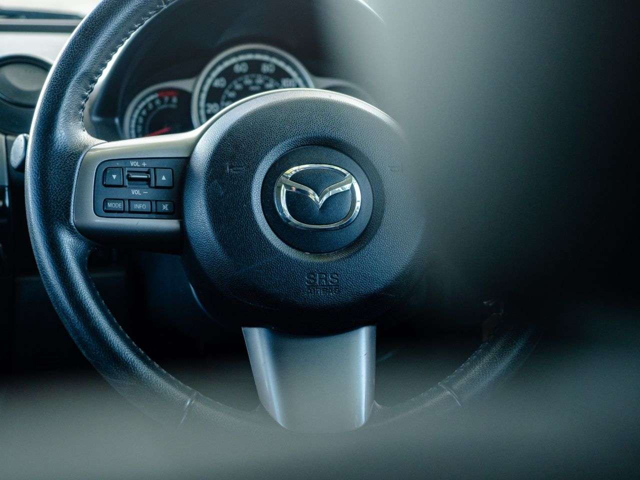 2011 MAZDA MAZDA2 2011 MAZDA MAZDA2