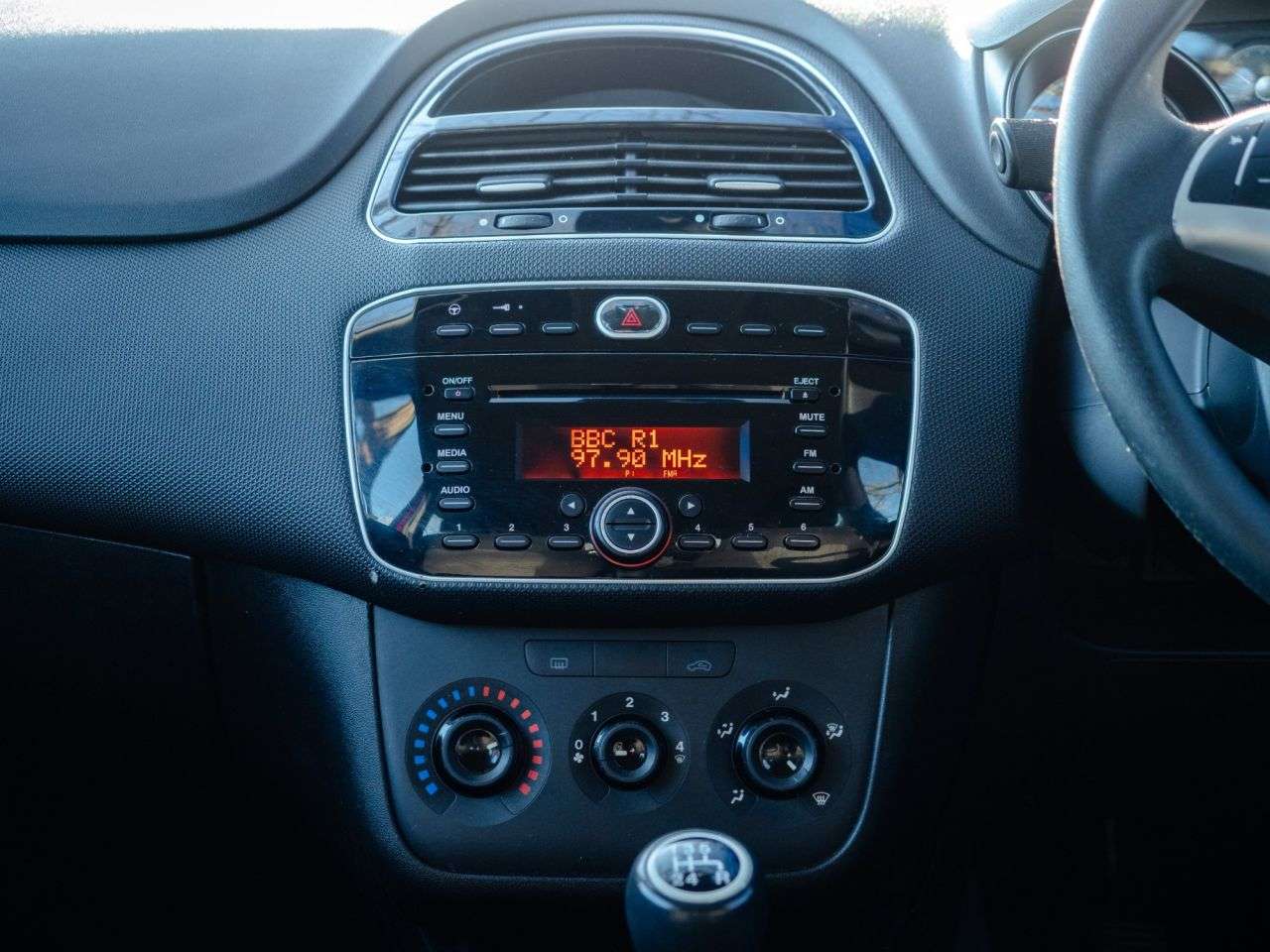 2014 FIAT PUNTO 2014 FIAT PUNTO