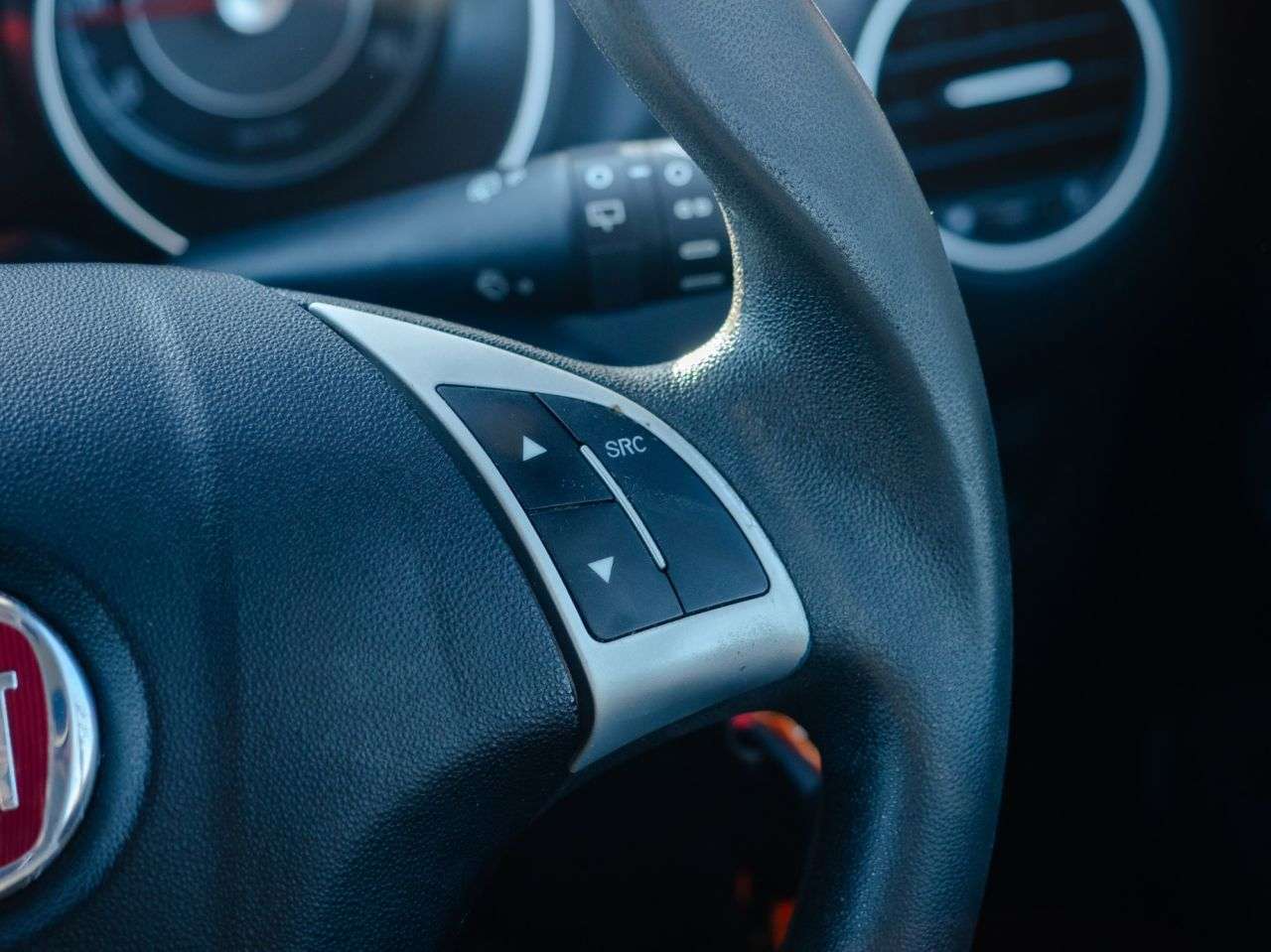 2014 FIAT PUNTO 2014 FIAT PUNTO