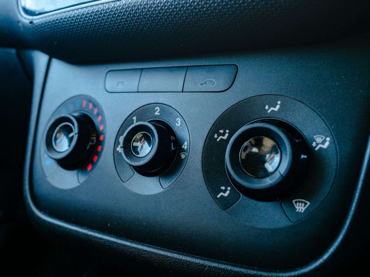 2014 FIAT PUNTO 2014 FIAT PUNTO