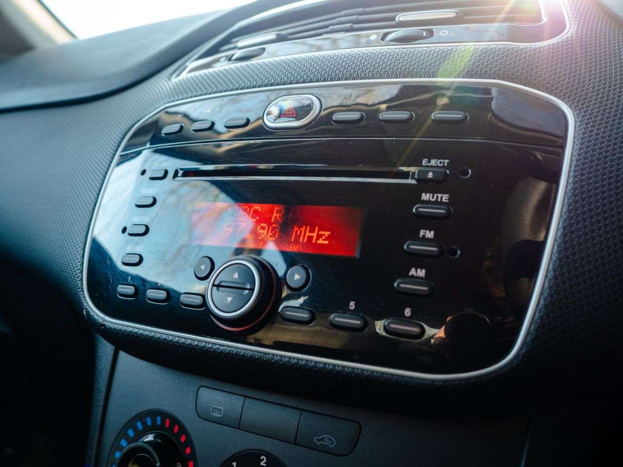 2014 FIAT PUNTO 2014 FIAT PUNTO