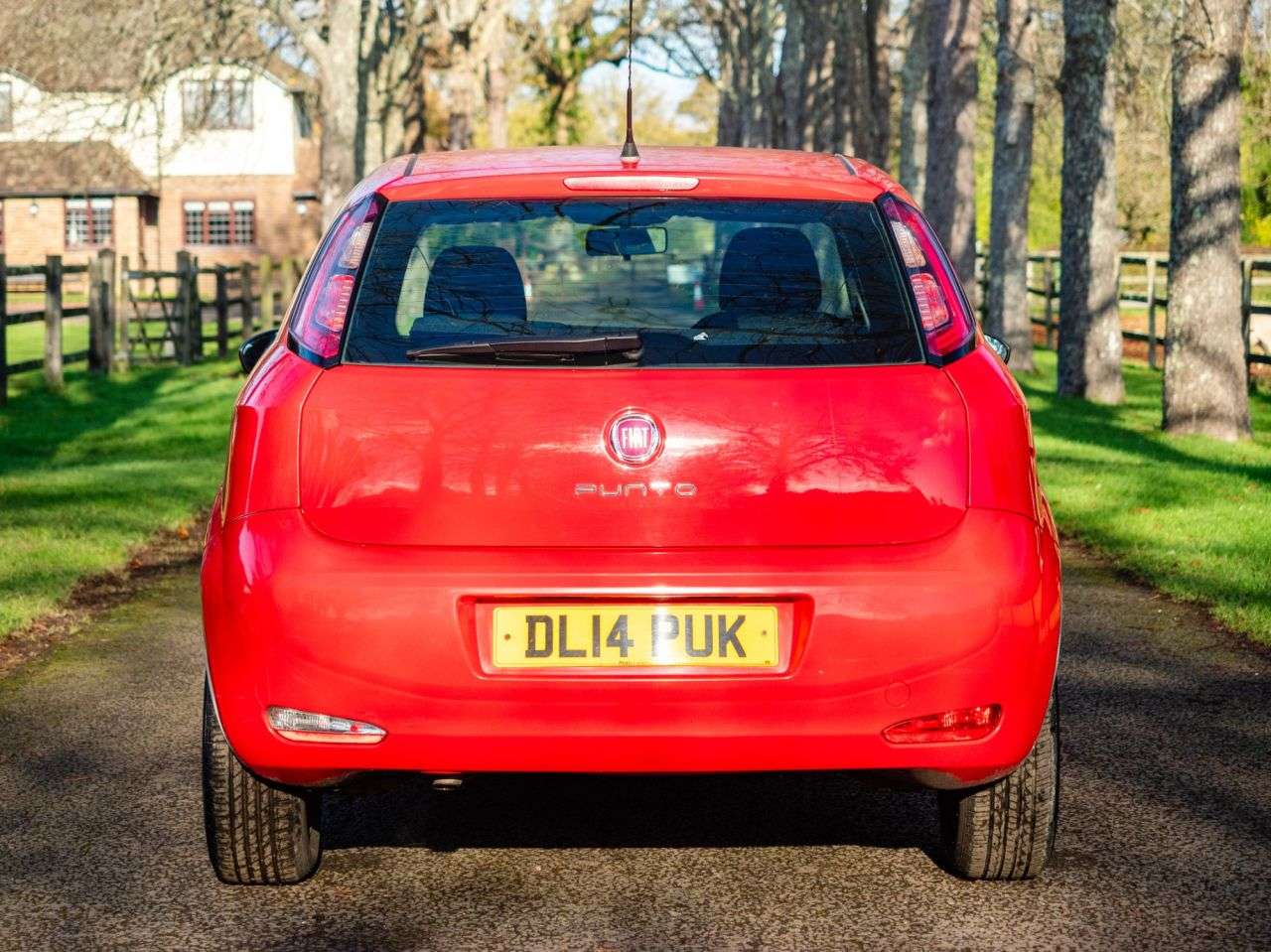 2014 FIAT PUNTO 2014 FIAT PUNTO