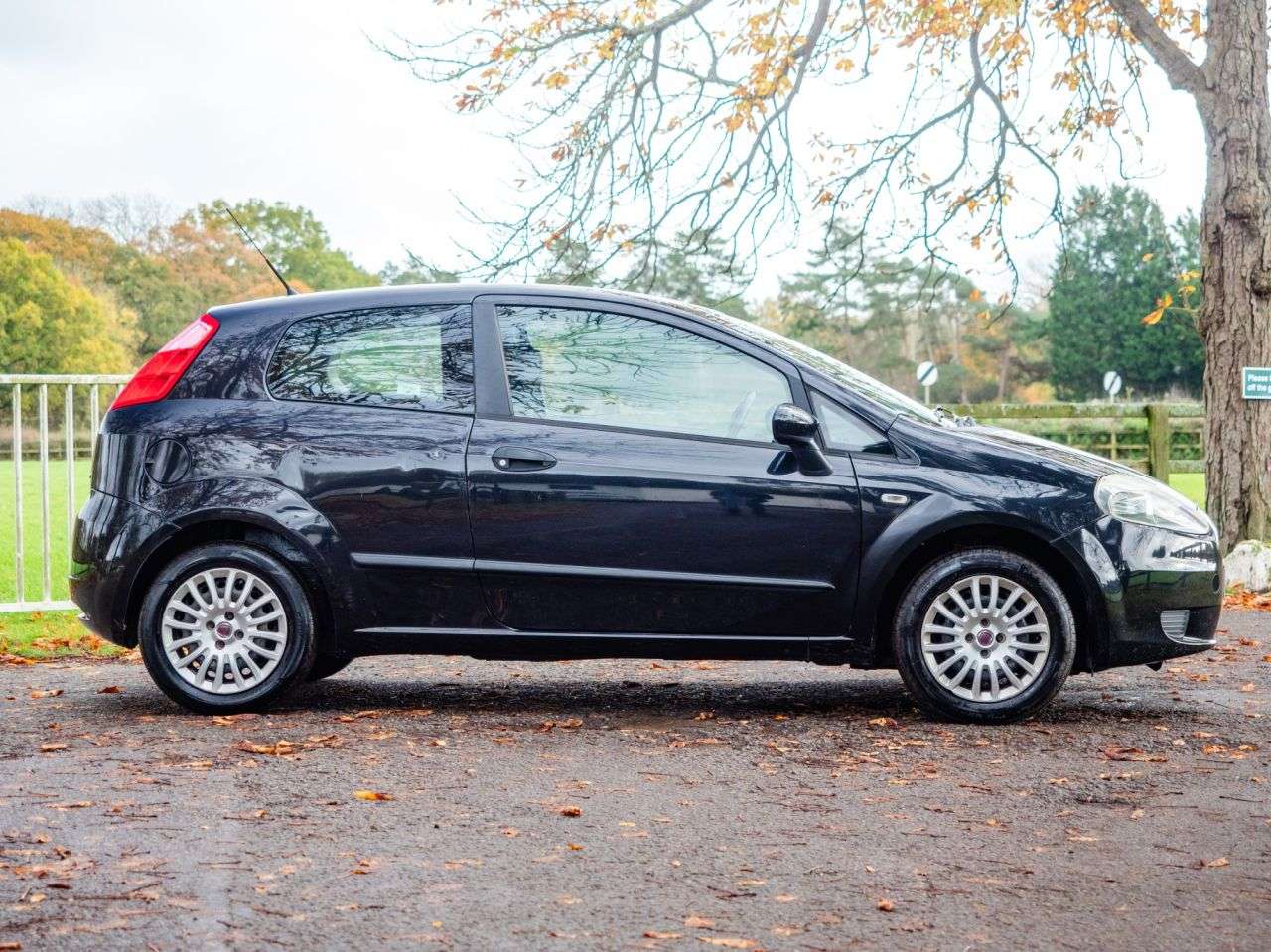 2009 FIAT GRANDE PUNTO 2009 FIAT GRANDE PUNTO