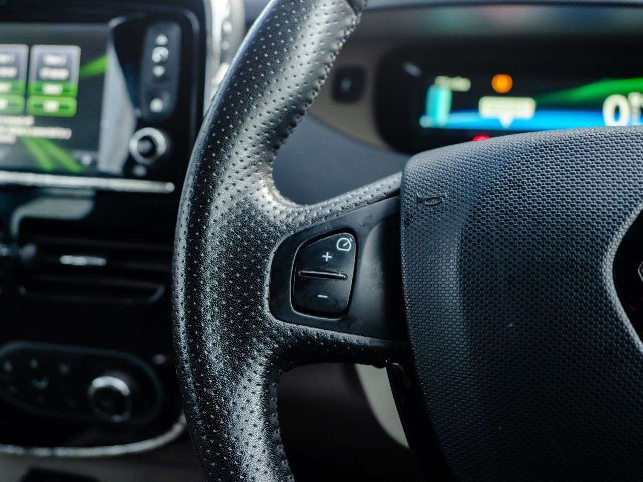 2016 RENAULT ZOE 2016 RENAULT ZOE