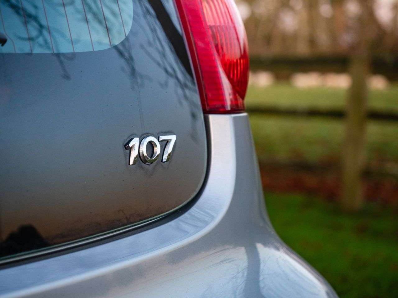 2013 PEUGEOT 107 2013 PEUGEOT 107