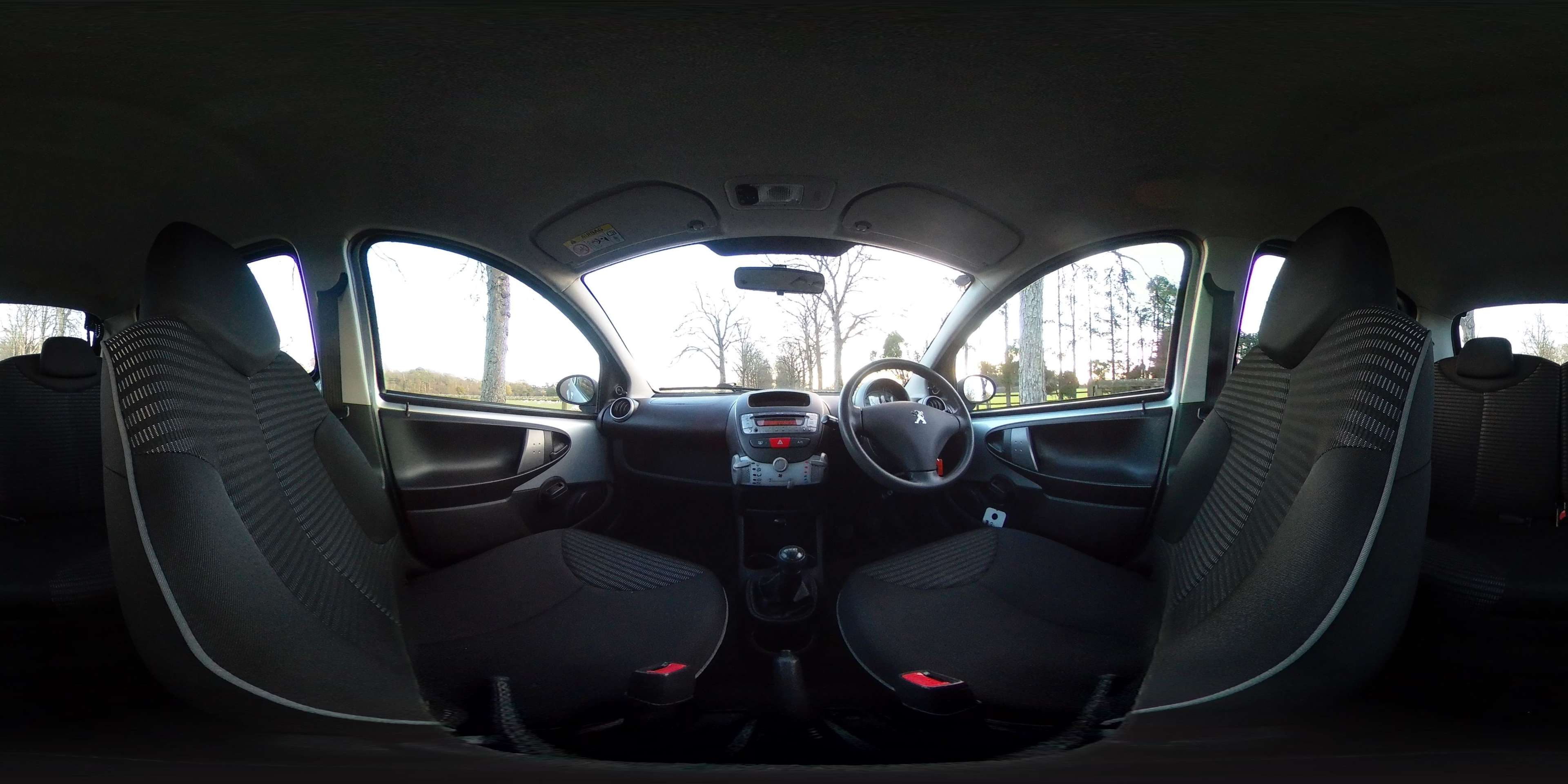 2013 PEUGEOT 107 2013 PEUGEOT 107