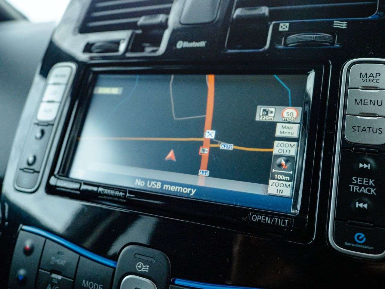 2015 NISSAN LEAF 2015 NISSAN LEAF