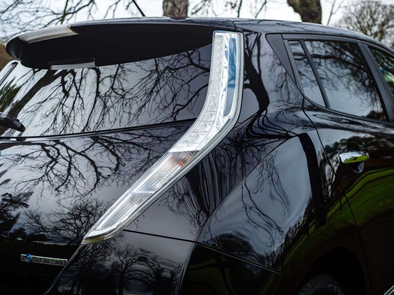 2015 NISSAN LEAF 2015 NISSAN LEAF