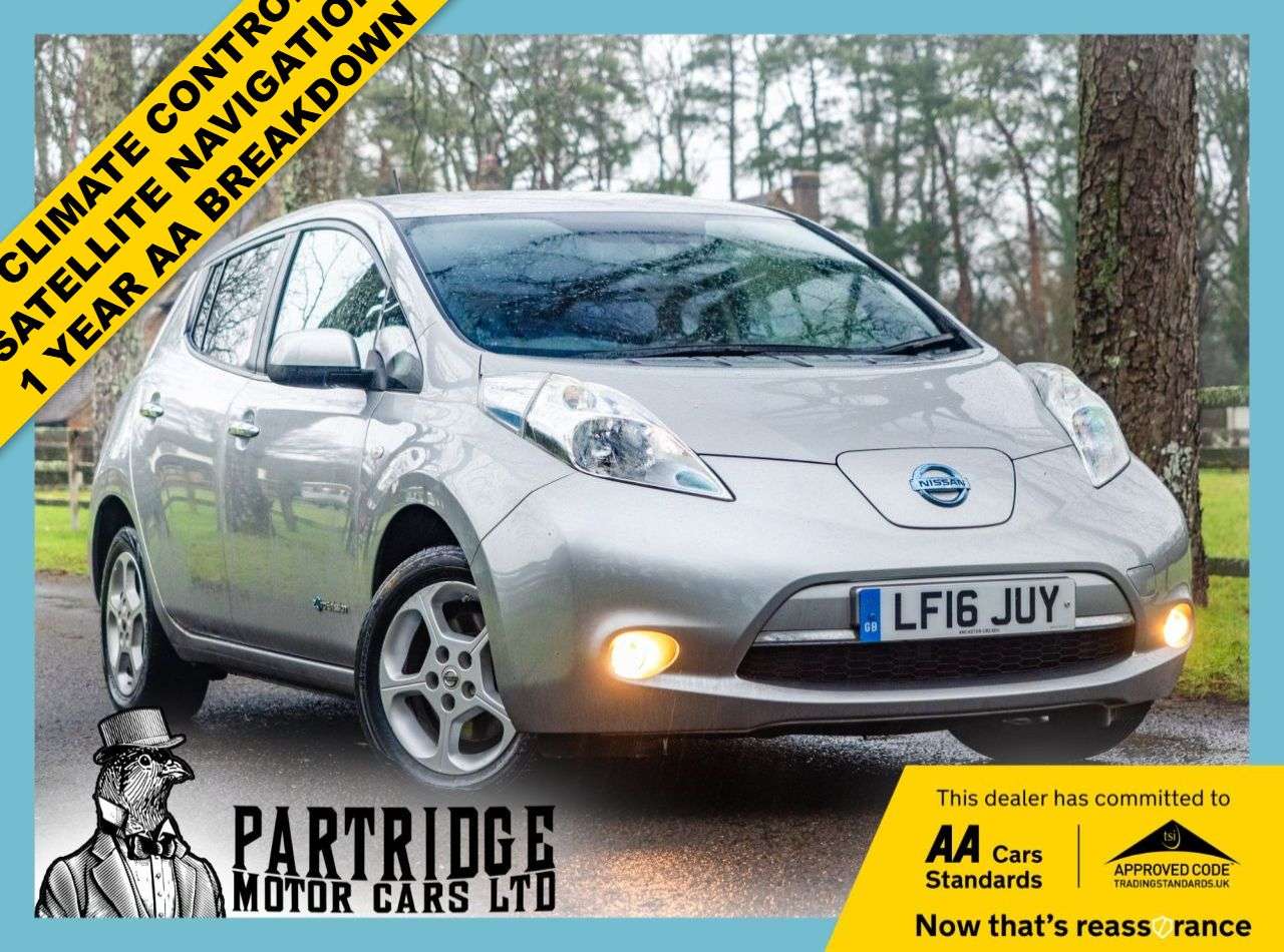 A 2016 NISSAN LEAF 30kWh Acenta Hatchback 5dr Electric Auto (109 bhp) SAT NAV, CLIMATE CTRL, A A 2016 NISSAN LEAF 30kWh Acenta Hatchback 5dr Electric Auto (109 bhp) SAT NAV, CLIMATE CTRL, A