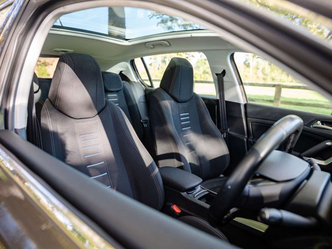 2014 PEUGEOT 308 2014 PEUGEOT 308