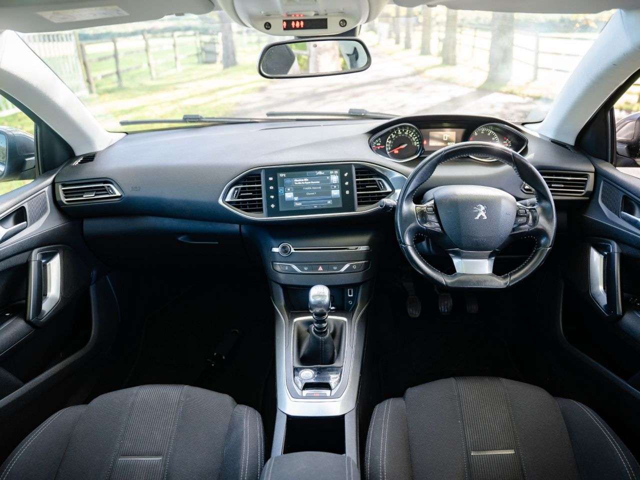 2014 PEUGEOT 308 2014 PEUGEOT 308