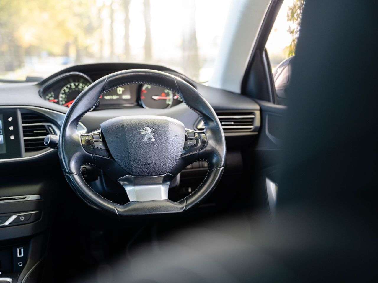 2014 PEUGEOT 308 2014 PEUGEOT 308