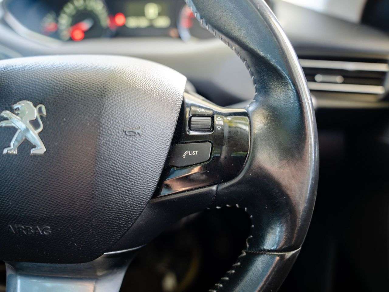 2014 PEUGEOT 308 2014 PEUGEOT 308