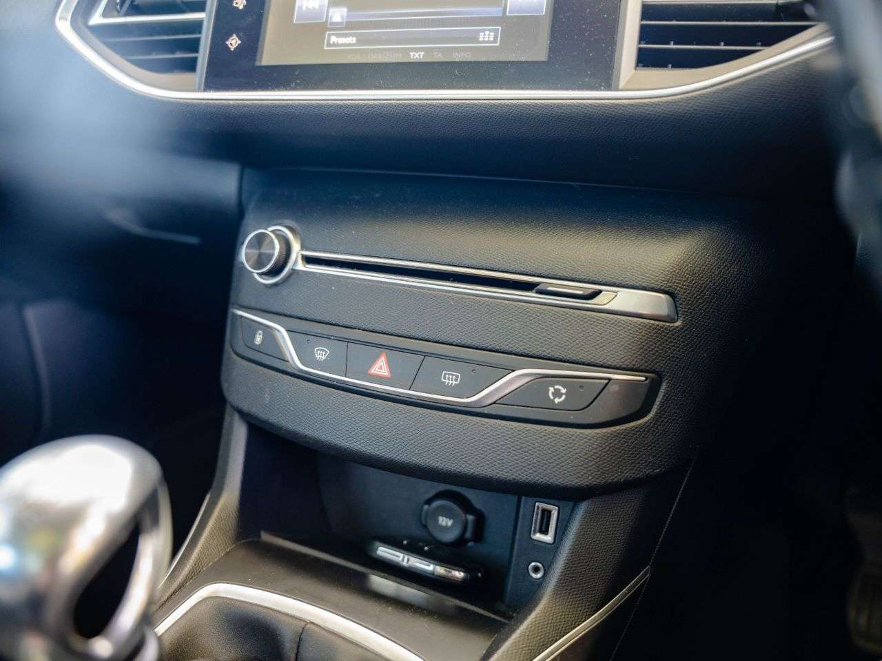 2014 PEUGEOT 308 2014 PEUGEOT 308