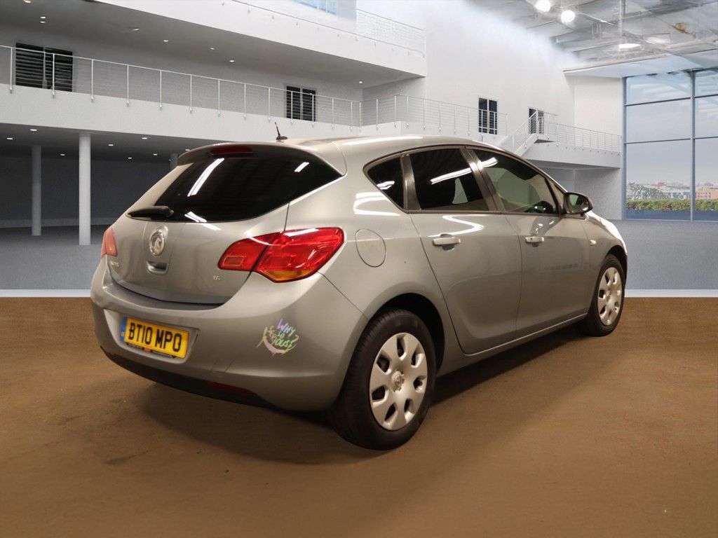 2010 VAUXHALL ASTRA 2010 VAUXHALL ASTRA
