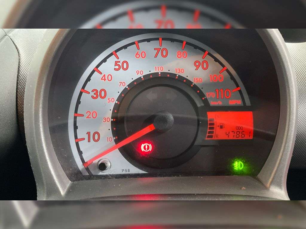 2014 PEUGEOT 107 2014 PEUGEOT 107