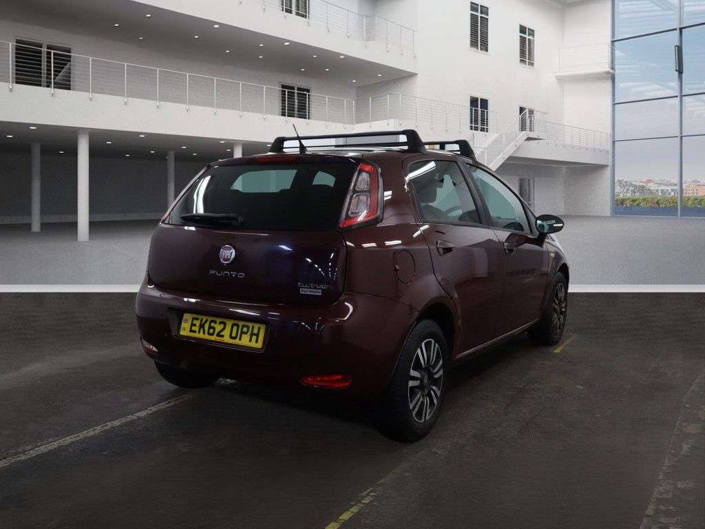 2012 FIAT PUNTO 2012 FIAT PUNTO