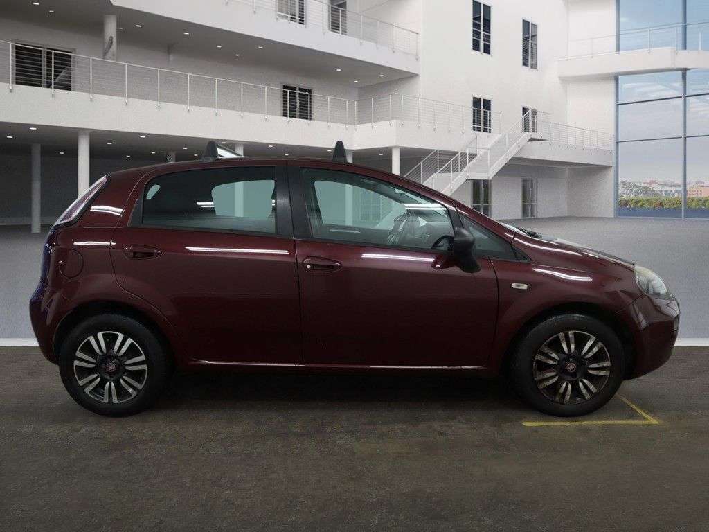 2012 FIAT PUNTO 2012 FIAT PUNTO
