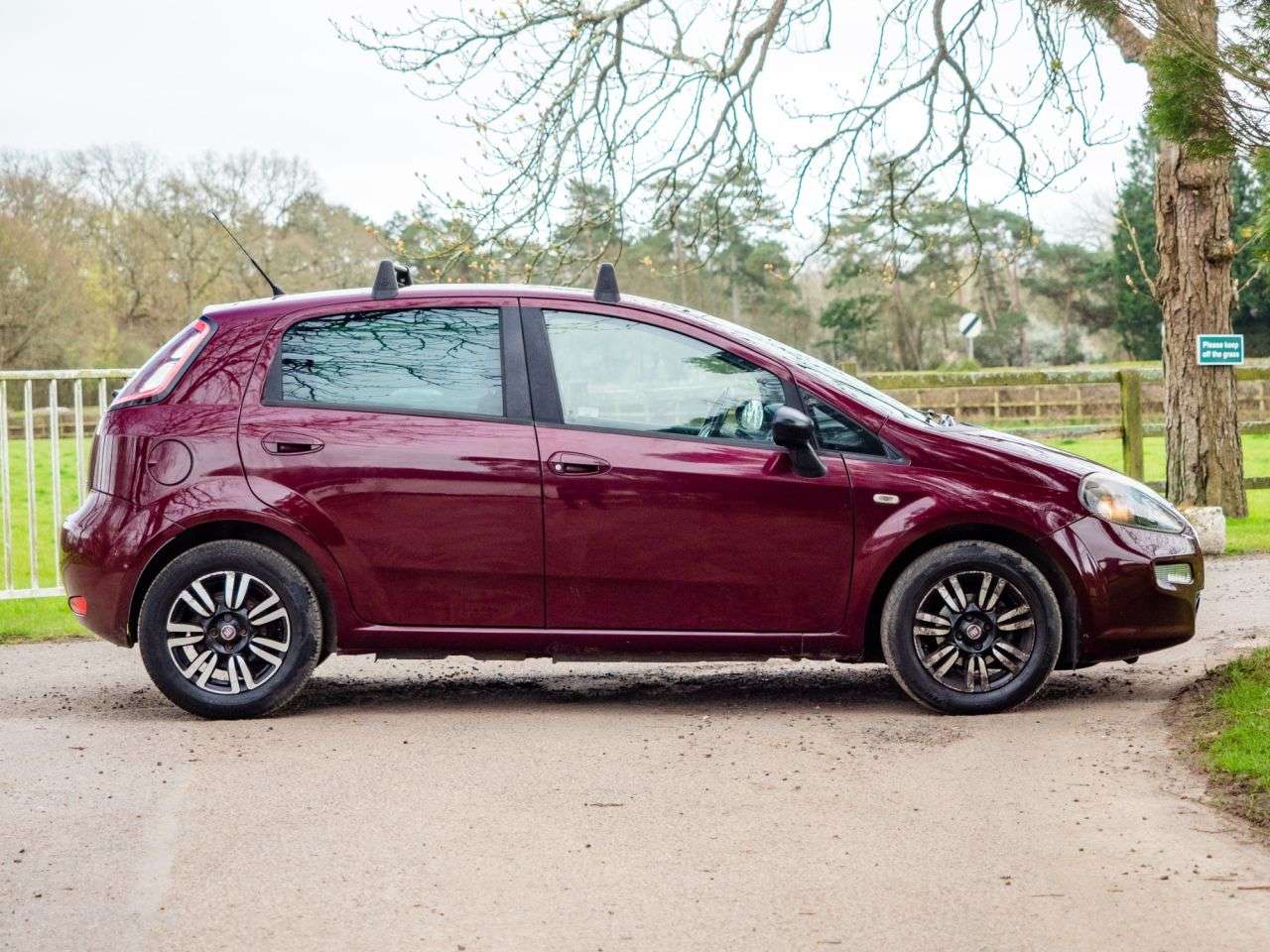 2012 FIAT PUNTO 2012 FIAT PUNTO