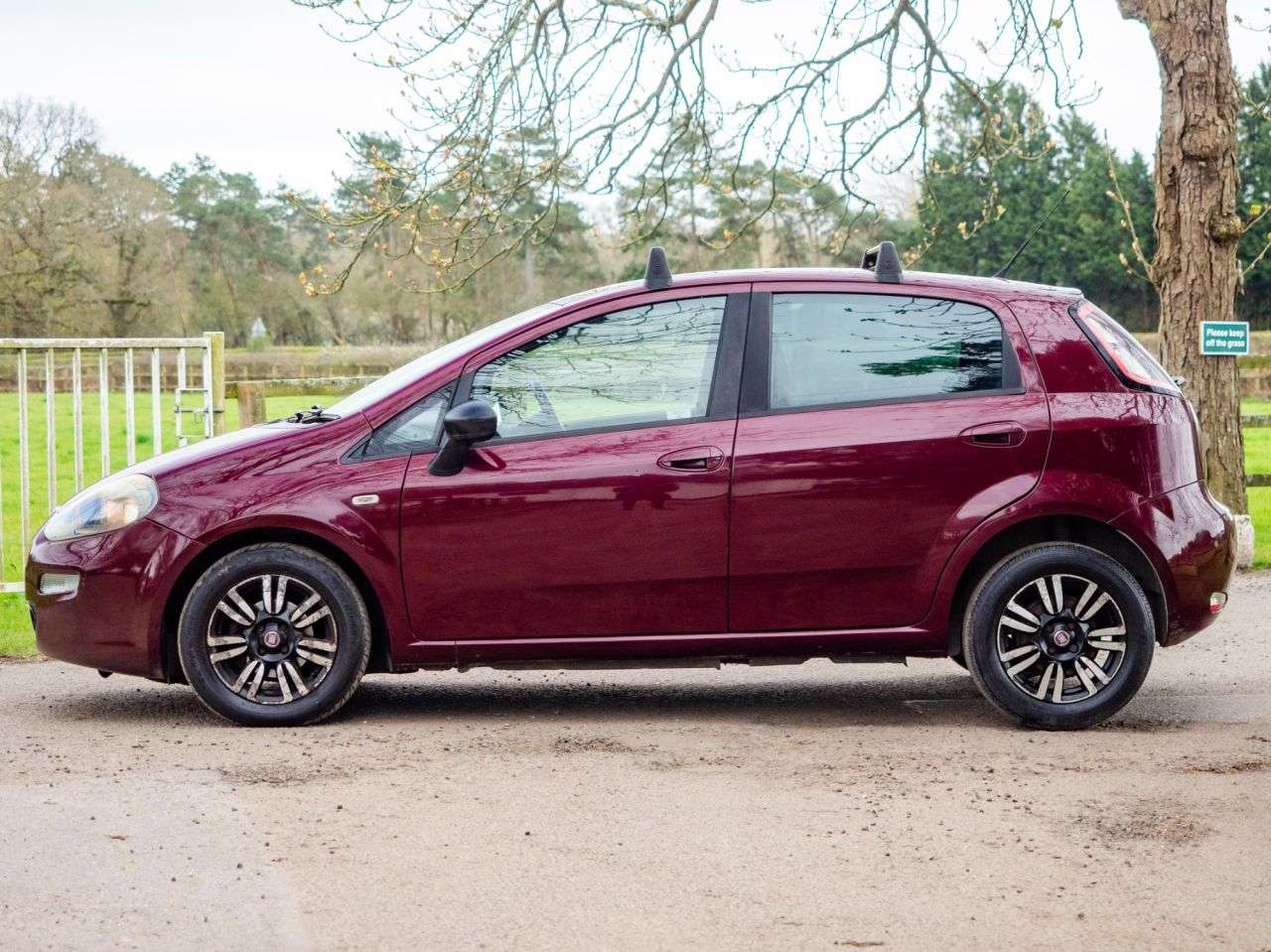 2012 FIAT PUNTO 2012 FIAT PUNTO