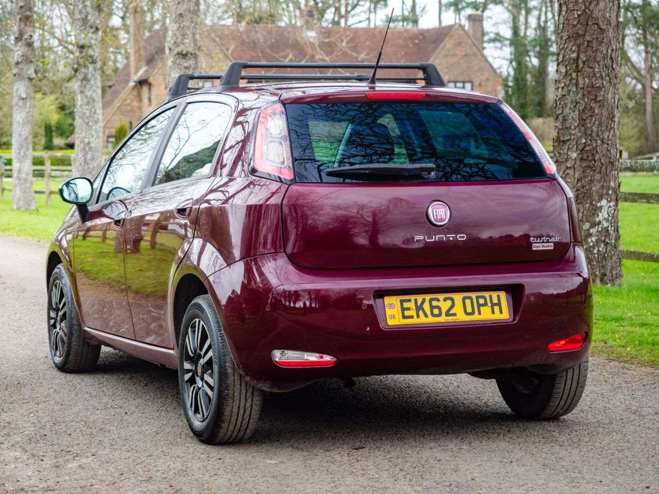 2012 FIAT PUNTO 2012 FIAT PUNTO