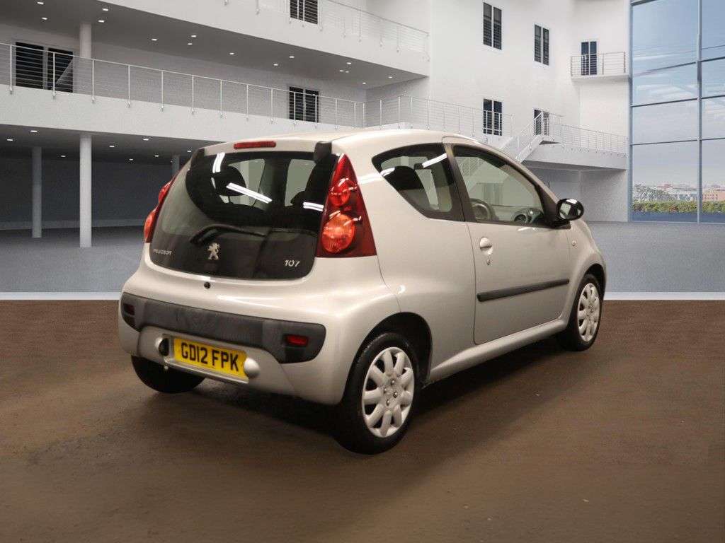 2012 PEUGEOT 107 2012 PEUGEOT 107