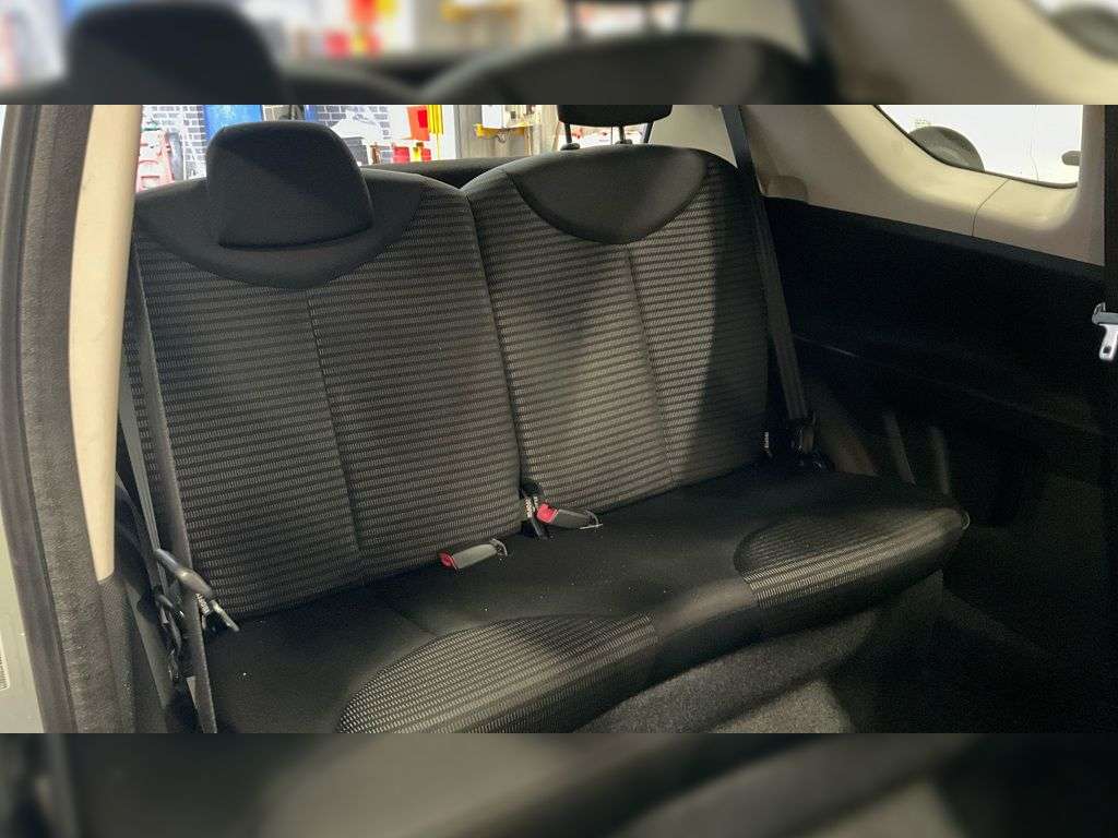 2012 PEUGEOT 107 2012 PEUGEOT 107