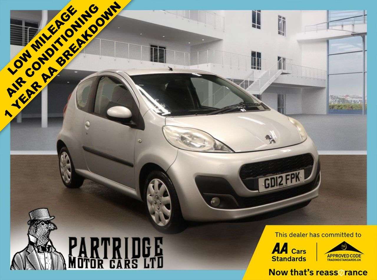 A 2012 PEUGEOT 107 1.0 12V Active Hatchback 3dr Petrol Manual Euro 5 (68 ps) LOW MILES, AIR CO A 2012 PEUGEOT 107 1.0 12V Active Hatchback 3dr Petrol Manual Euro 5 (68 ps) LOW MILES, AIR CO
