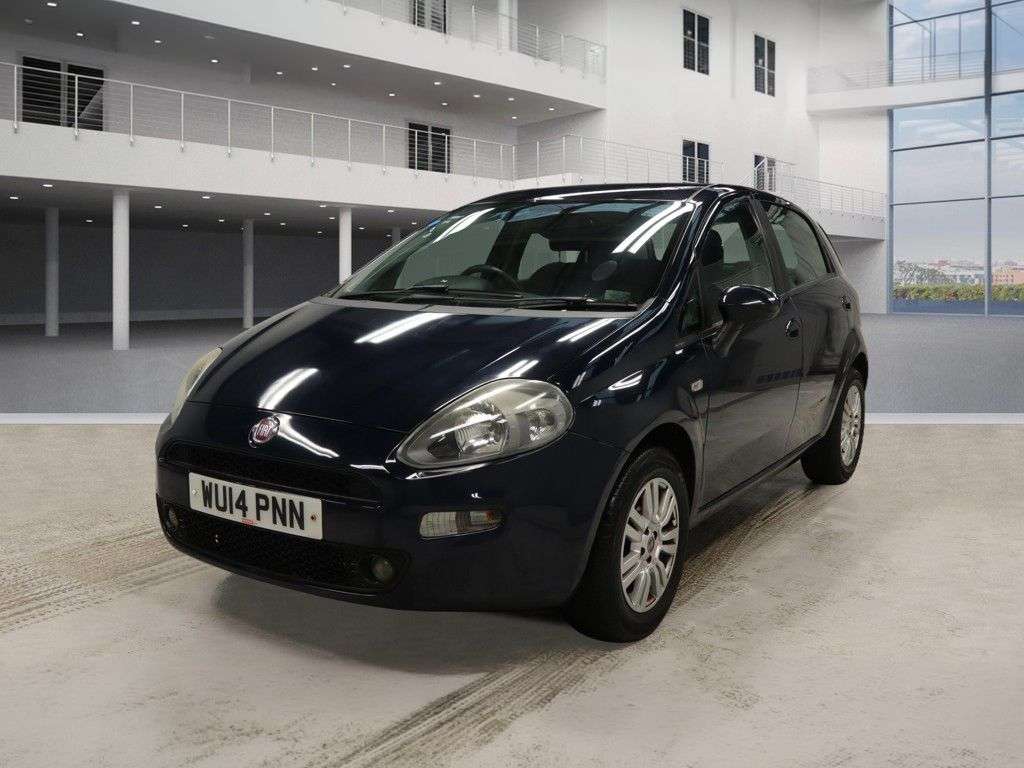A 2014 FIAT PUNTO 1.2 Easy Hatchback 5dr Petrol Euro 6 (69 bhp) CLIMATE CTRL, ALLYS, PARK SNS A 2014 FIAT PUNTO 1.2 Easy Hatchback 5dr Petrol Euro 6 (69 bhp) CLIMATE CTRL, ALLYS, PARK SNS
