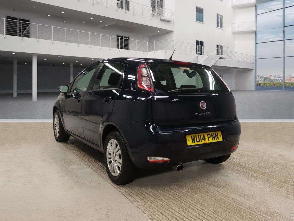 A 2014 FIAT PUNTO 1.2 Easy Hatchback 5dr Petrol Euro 6 (69 bhp) CLIMATE CTRL, ALLYS, PARK SNS A 2014 FIAT PUNTO 1.2 Easy Hatchback 5dr Petrol Euro 6 (69 bhp) CLIMATE CTRL, ALLYS, PARK SNS