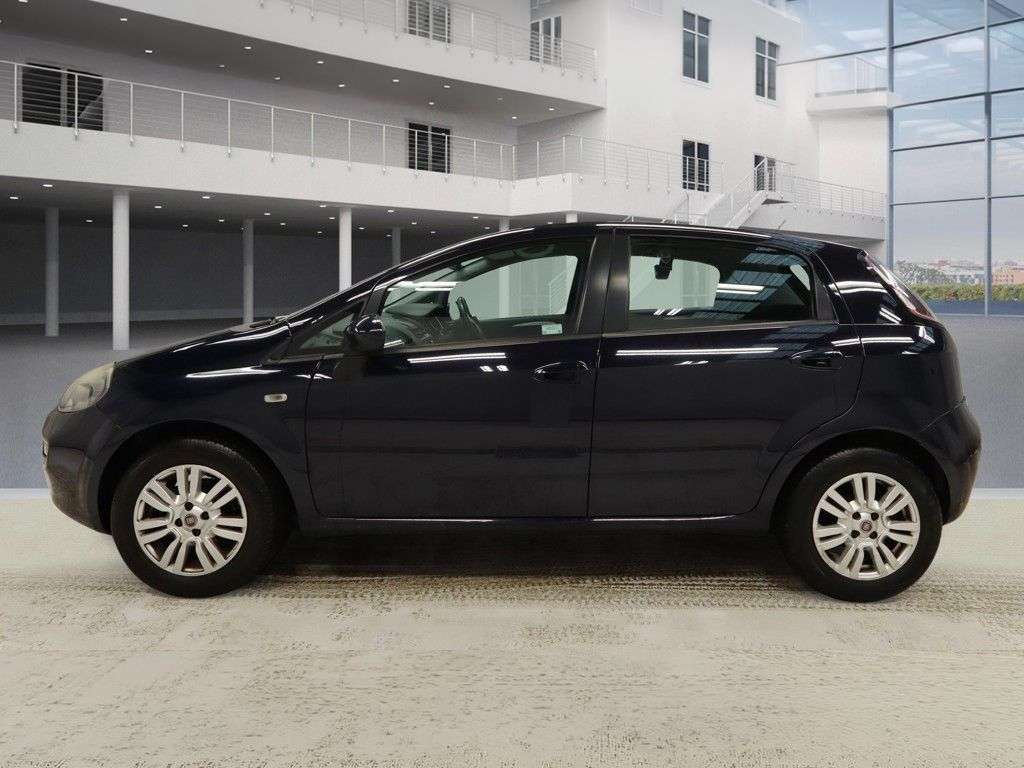 2014 FIAT PUNTO 2014 FIAT PUNTO
