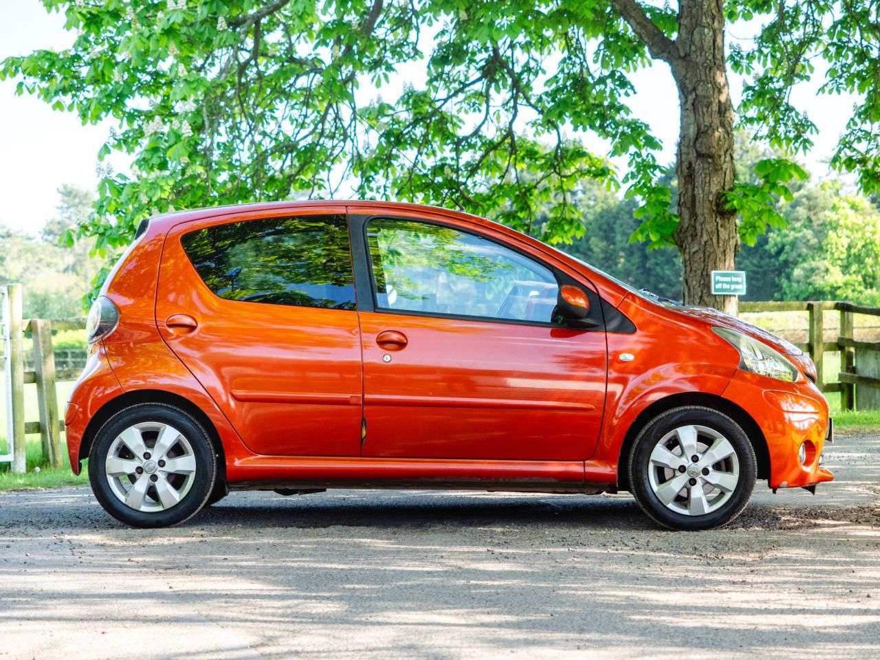 2013 TOYOTA AYGO 2013 TOYOTA AYGO