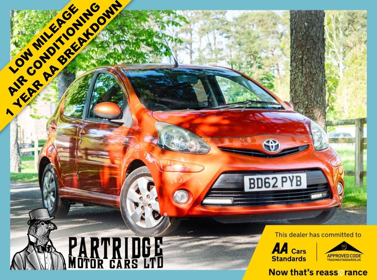 A 2013 TOYOTA AYGO 1.0 VVT-i Fire Hatchback 5dr Petrol Manual Euro 5 (67 ps) AIR CON, ALLOYS, A 2013 TOYOTA AYGO 1.0 VVT-i Fire Hatchback 5dr Petrol Manual Euro 5 (67 ps) AIR CON, ALLOYS,