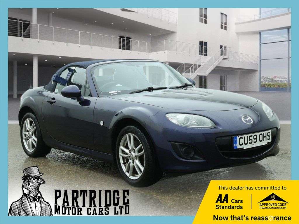 A 2009 MAZDA MX-5 1.8i SE Convertible 2dr Petrol Manual Euro 4 (126 ps) AIR CON, ALLOYS, SOFT A 2009 MAZDA MX-5 1.8i SE Convertible 2dr Petrol Manual Euro 4 (126 ps) AIR CON, ALLOYS, SOFT
