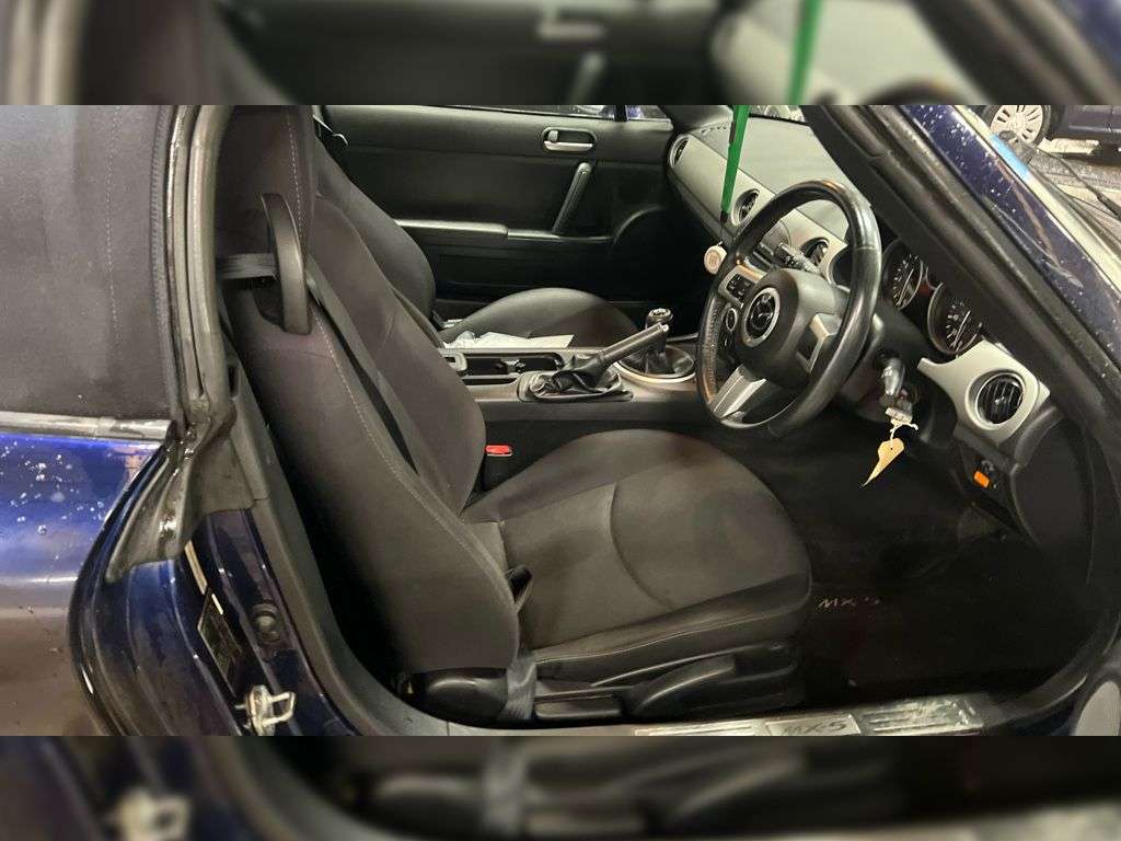 2009 MAZDA MX-5 2009 MAZDA MX-5